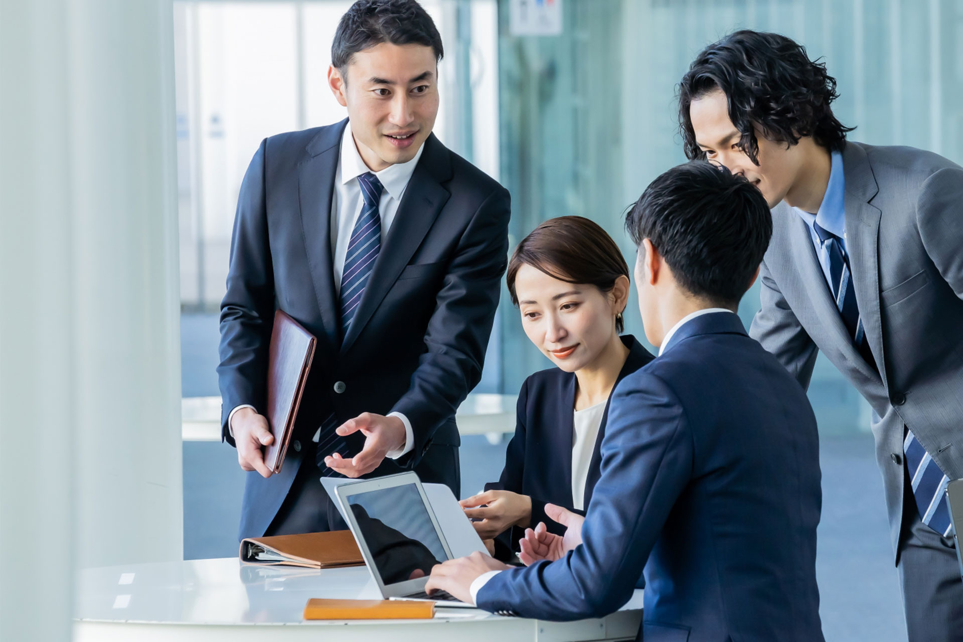 経験豊富なスタッフが迅速に対応