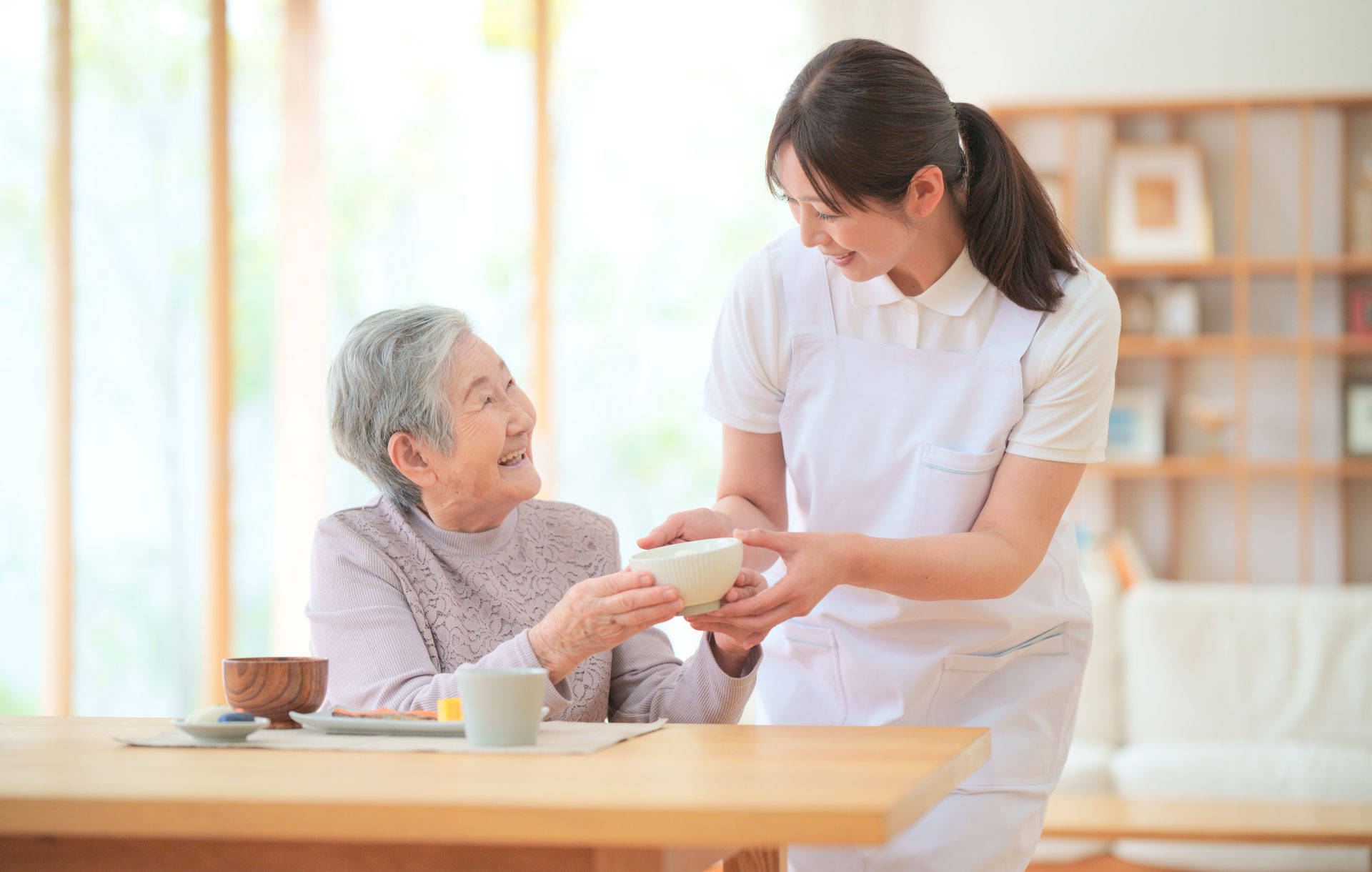 老人ホーム・紹介業の方へ